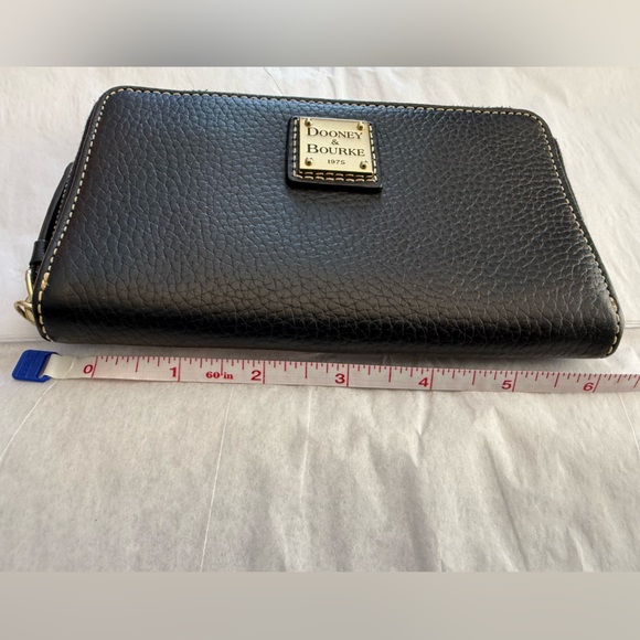 Dooney & Bourke Pebble Leather Black and Tan zip Wallet with Gold Accents - Picture 12 of 13